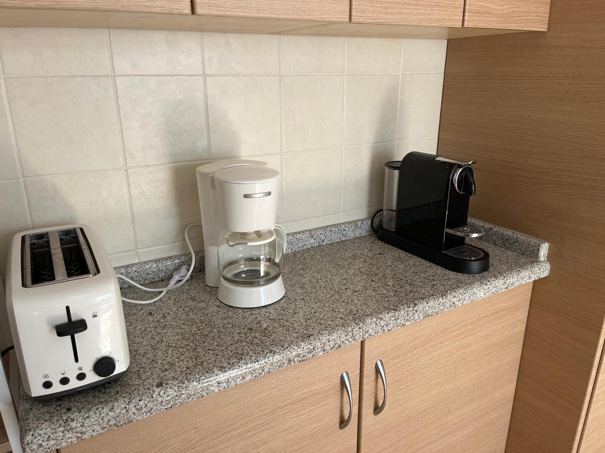 Casa 6-7 Personas, Aire Acondicionado Y Wifi Villa Ador Eksteriør billede